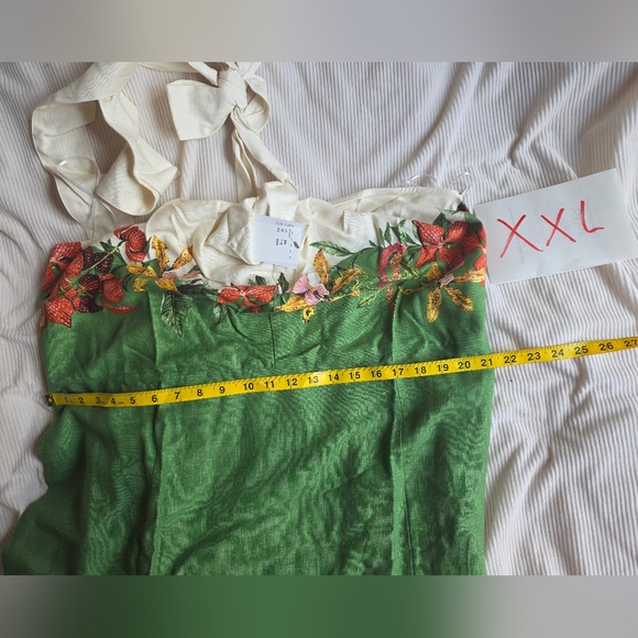 H&M PREMIUM linen-blend halterneck dress floral green/flowers BNWT - Picture 14 of 16